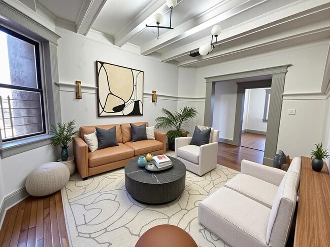 Building Photo - 68 N Grove St