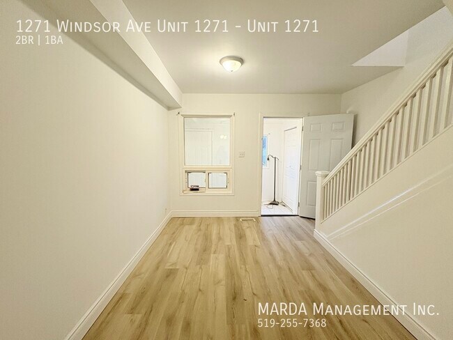 Photo - NEWLY RENOVATED 2 BED/1 BATH DUPLEX IN CTRL WINDSOR + UTILITIES Unit 1271