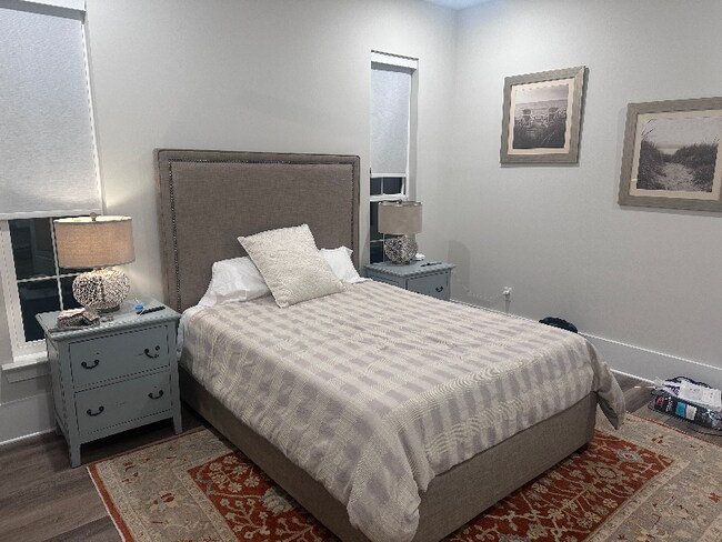 Photo - 546 Howard Ave