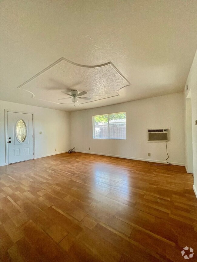 Building Photo - 60-0104 Unit D Rental