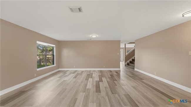 7338 Raintree Forest