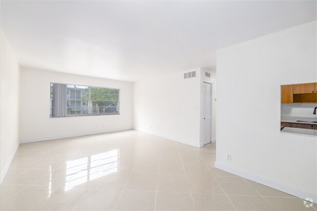 Parkside 2BR, 2BA - 920SF Living Room