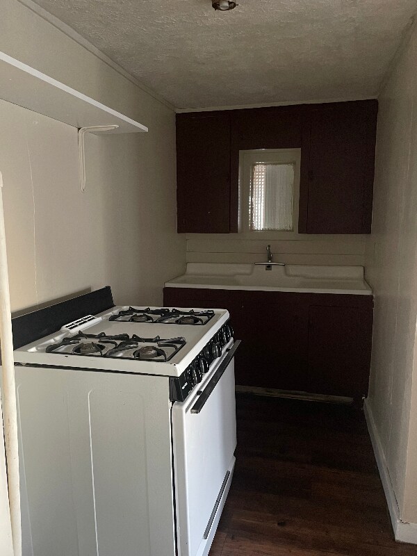 126 Hood St Apartment Waco, TX