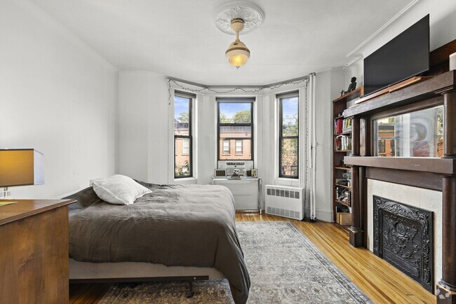 Building Photo - 1110 Park Ave Unit 2L Rental