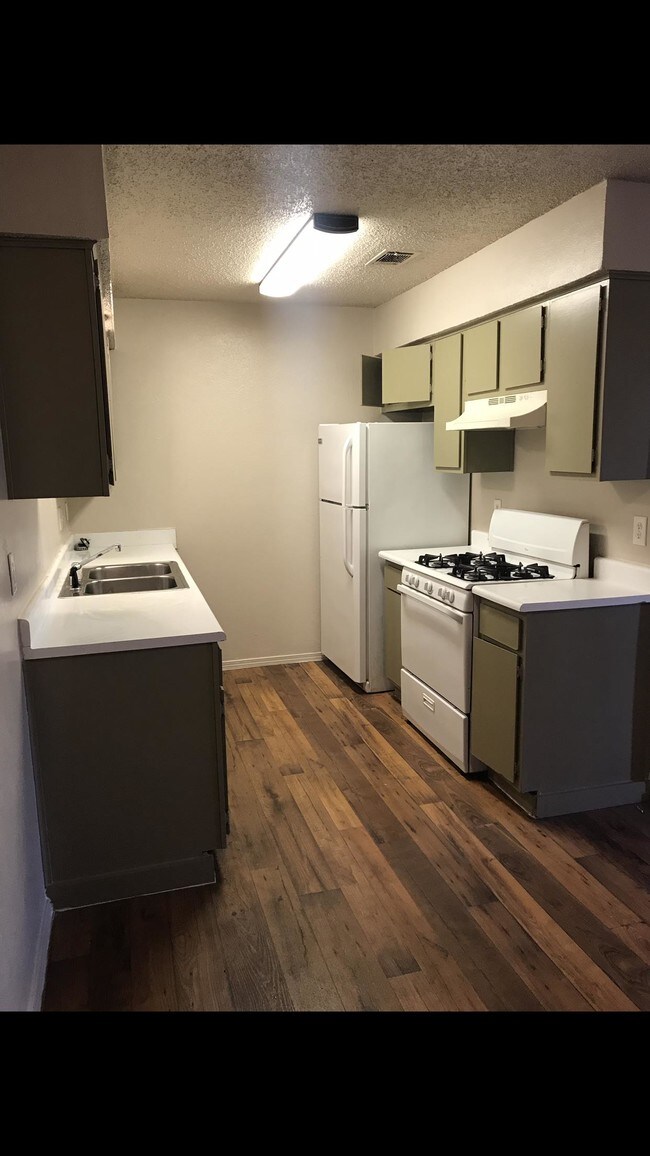 Photo - Kensington Square Apartments