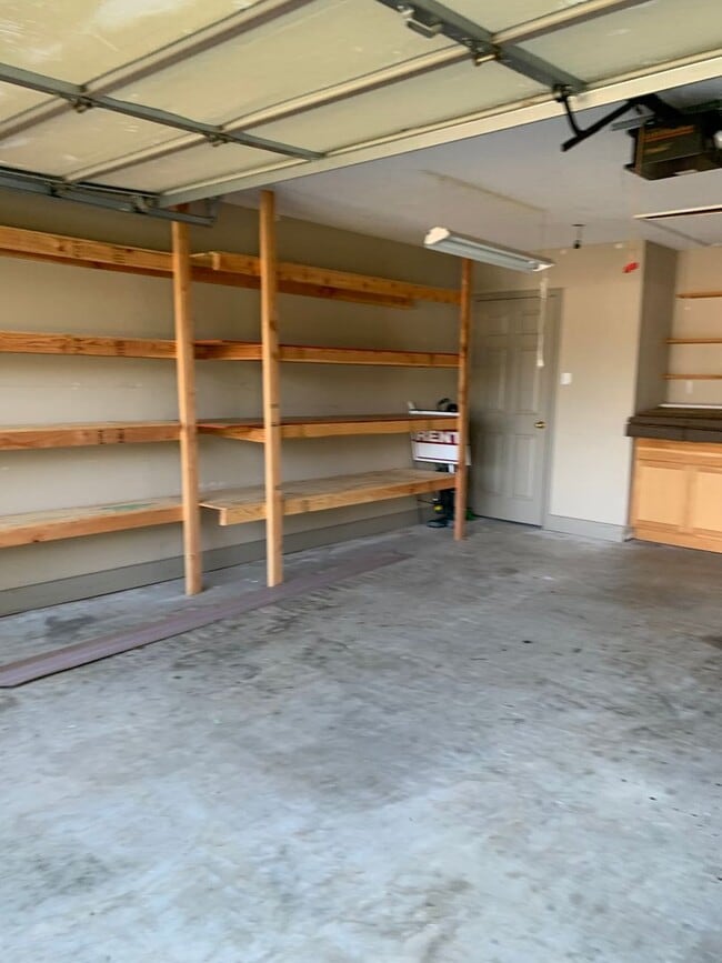 Photo - 3bed/2bath Home with Fenced Backyard in Valley View Schools!!!!!!