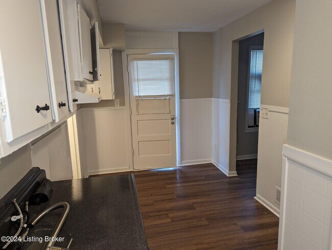 Photo - 525 W Whitney Ave Unit 1