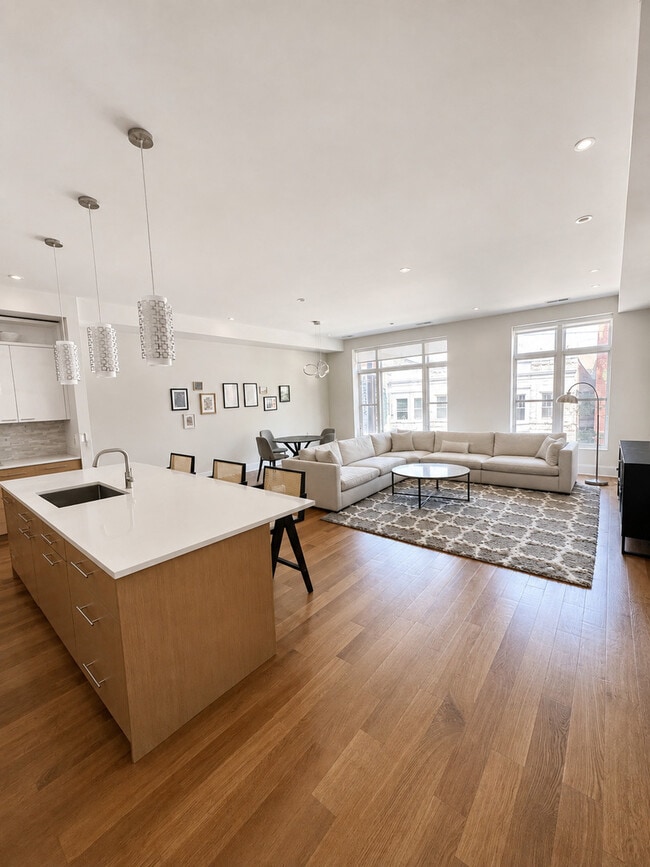 Photo - 2216 N Lincoln Ave