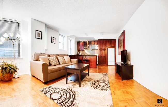 Photo - 150 W 51st St Unit 1527