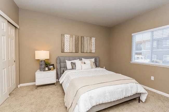 Sterling Ranch Apartments
