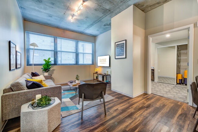 Photo - Student | Rise on Chauncey