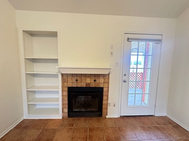 Photo - 2882 Mackey Ln