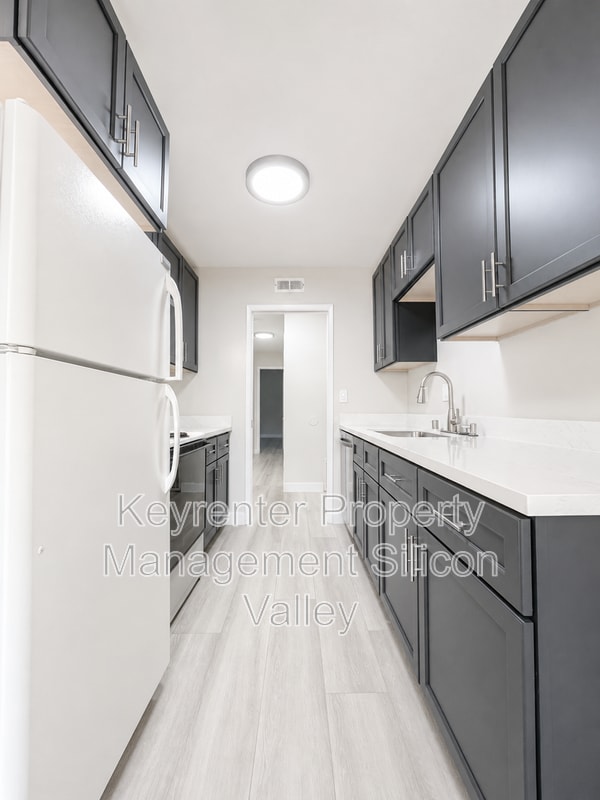 Photo - 1104 Delna Manor Ln