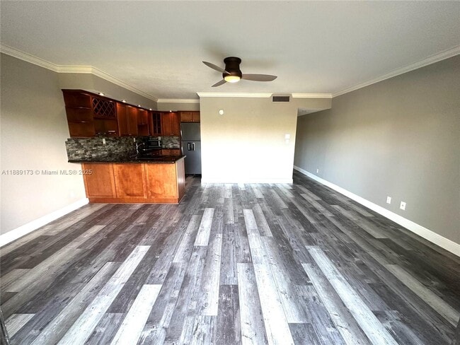 Photo - 833 NE 18th Ct Unit 3