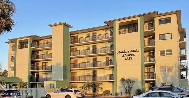 Building Photo - 1251 S Atlantic Ave Unit 502