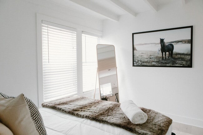 Photo - 2124 N Sedgwick St Unit Coach House