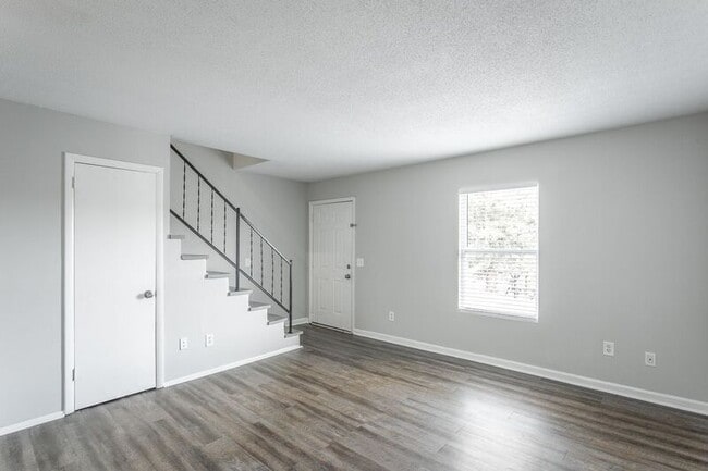 Photo - 4405 Delashmitt Rd Unit 16