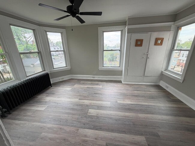 Photo - 106 N 9th St