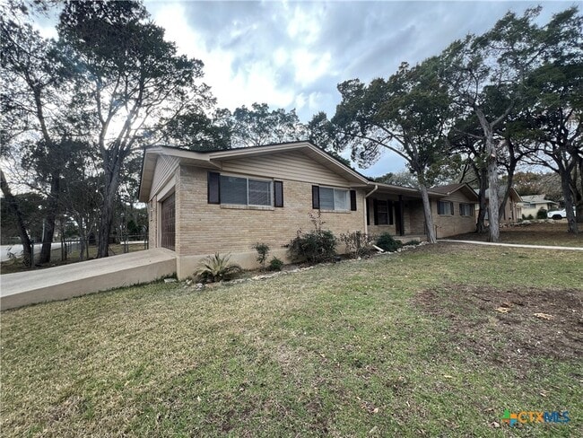 Photo - 801 Timber Dr