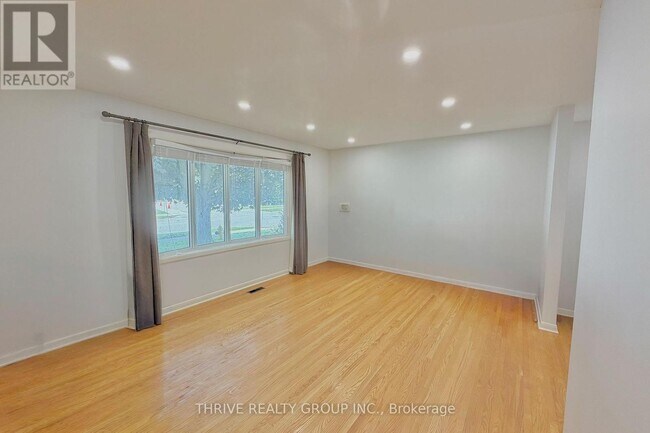 Photo - 1449 Glenora Dr