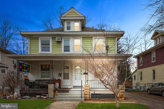 Photo - 34 E Hendrickson Ave