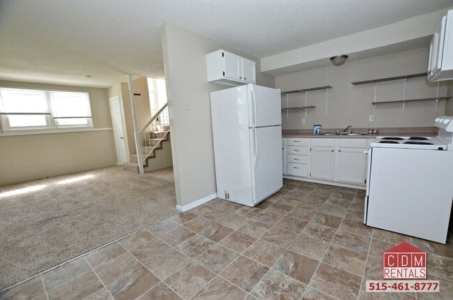 Photo - Nicely Updated Duplex