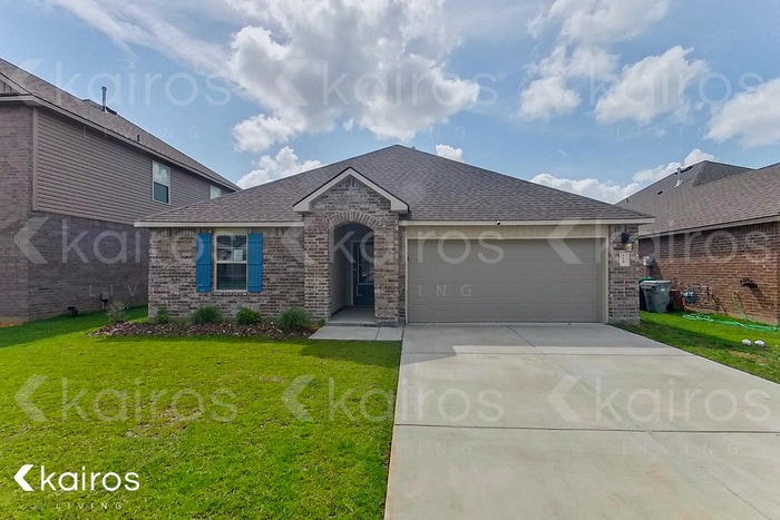 Photo - 118 E Broussard St Casa