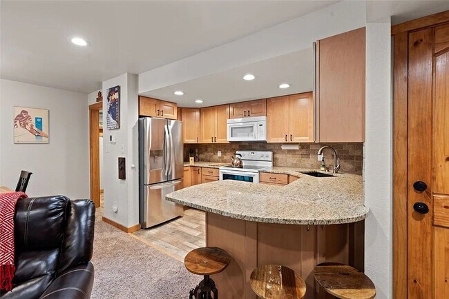 Photo - Summer Seasonal Rental- Wild Irishman 1039