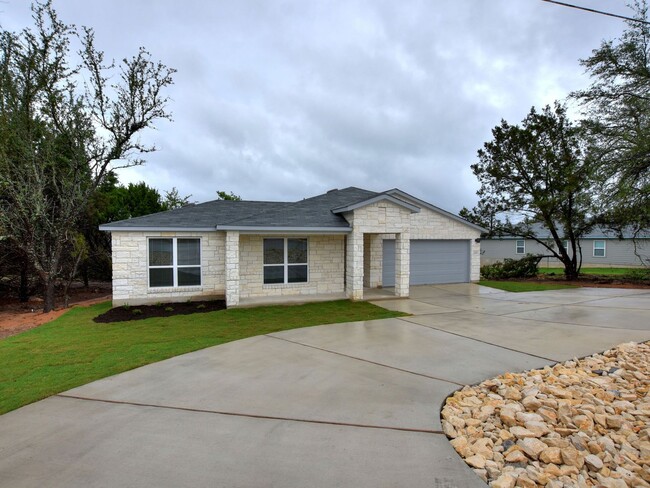 Photo - 4 BR / 2 BA - 1813 SF One-Story Home - Lago Vista!