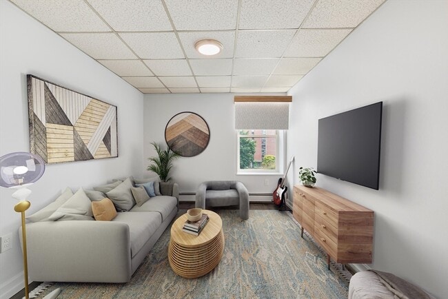 131 Essex St Unit 33