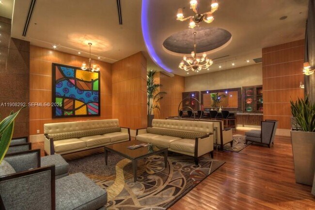 Photo - 253 NE 2nd St Unidad 1601