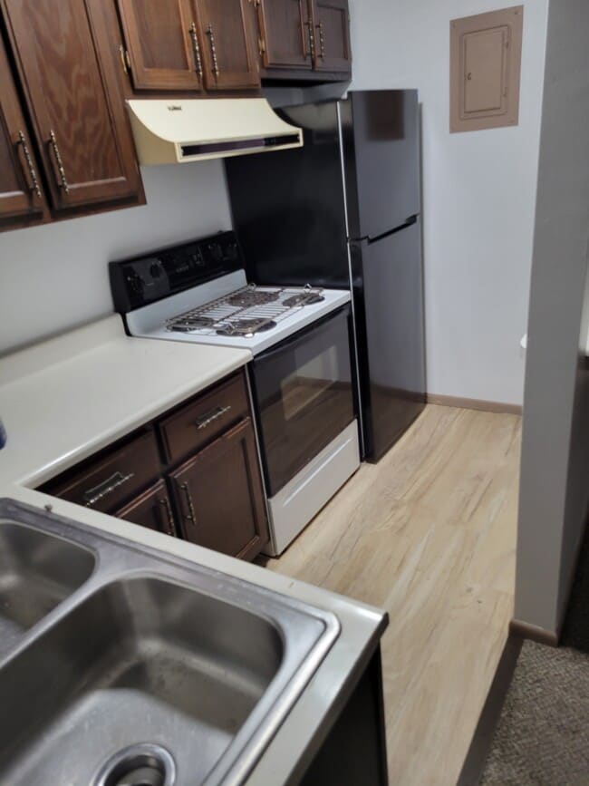 Kitchen - 736 Ann St Unit APT 1