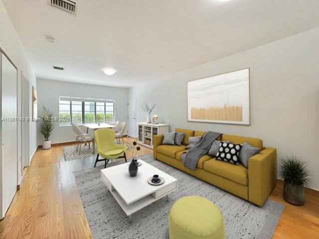 Building Photo - 1521 Euclid Ave Unit 2 Rental