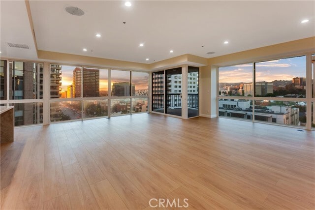 Photo - 10750 Wilshire Blvd Unit 901