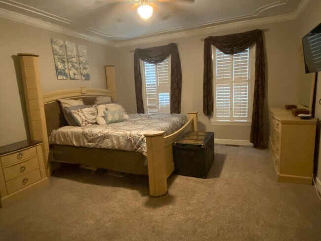 Photo - Beautiful Brick Home for Rent – Spacious, ...