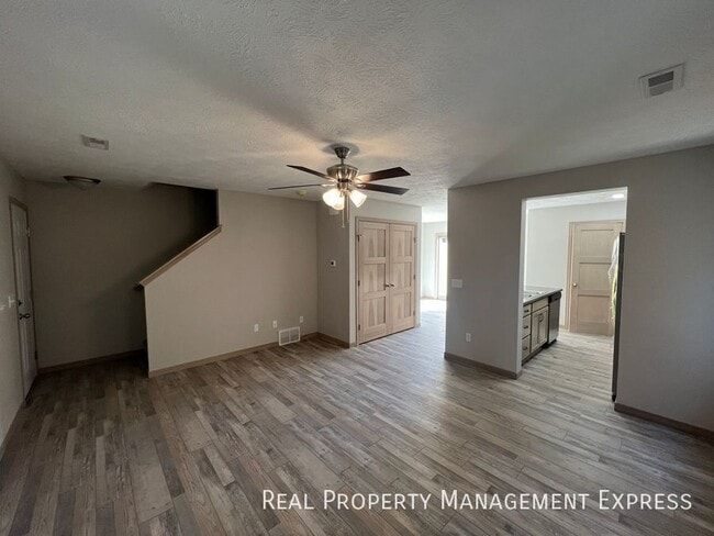 Photo - 3-Bedroom, 1.5 Bath Townhome