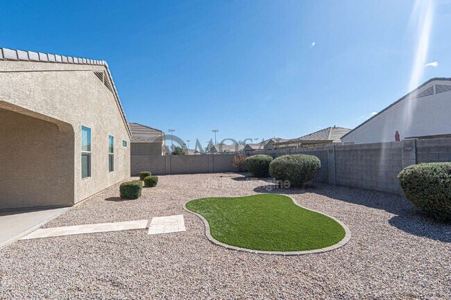 Photo - 763 W Brangus Way