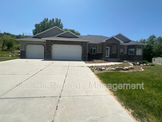 Photo - 7555 S 1740 E House