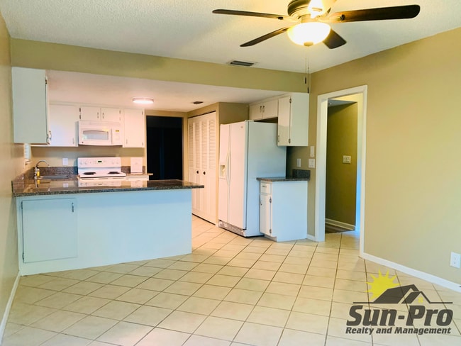 Photo - 136 Pine Cone Trail