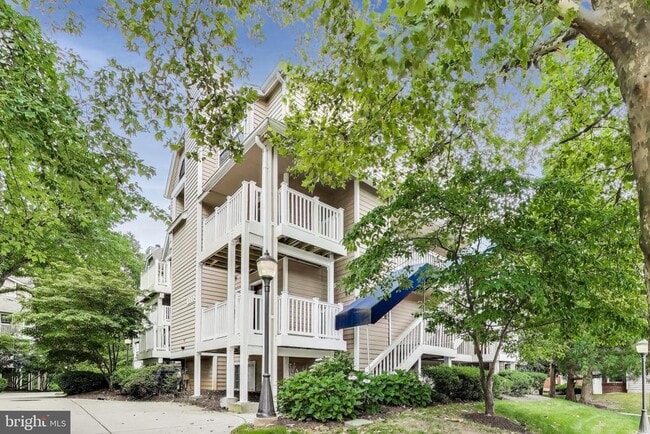 Building Photo - 10805 Hampton Mill Terrace Unit 130 Rental