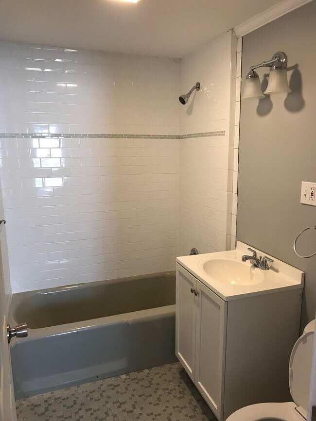 25 Montgomery St Apartments For Rent in Lawrence, MA