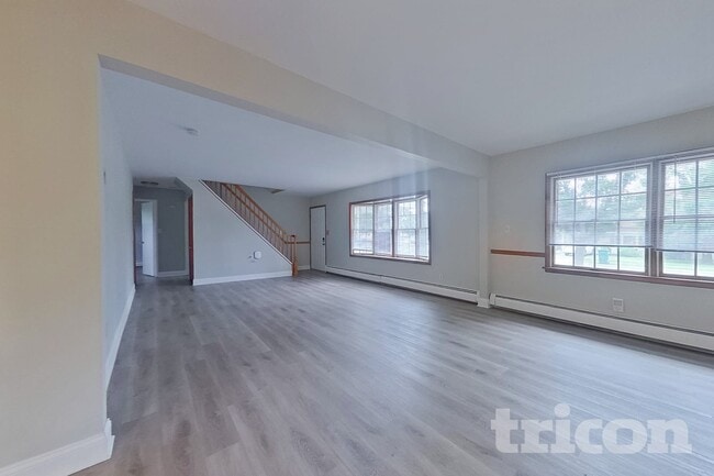 Photo - 26 Village Ln