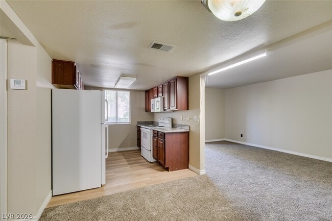 Photo - 4450 Sandy River Dr Unit 77