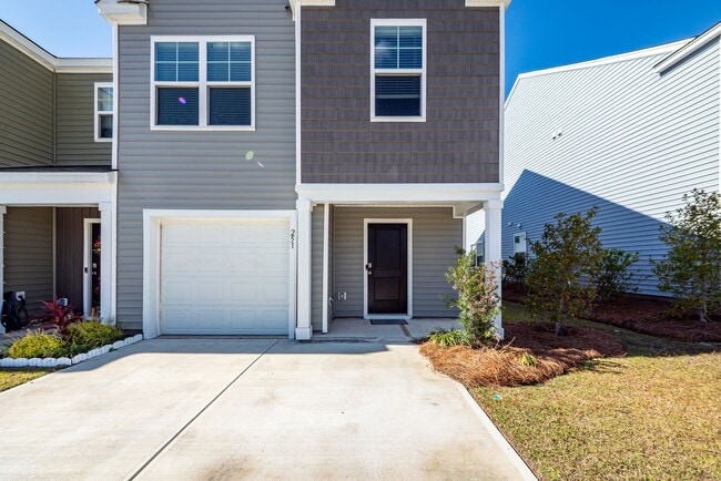 Photo - 3 Bedroom, 2.5 Bathroom Townhome in Carolina Groves - Moncks Corner
