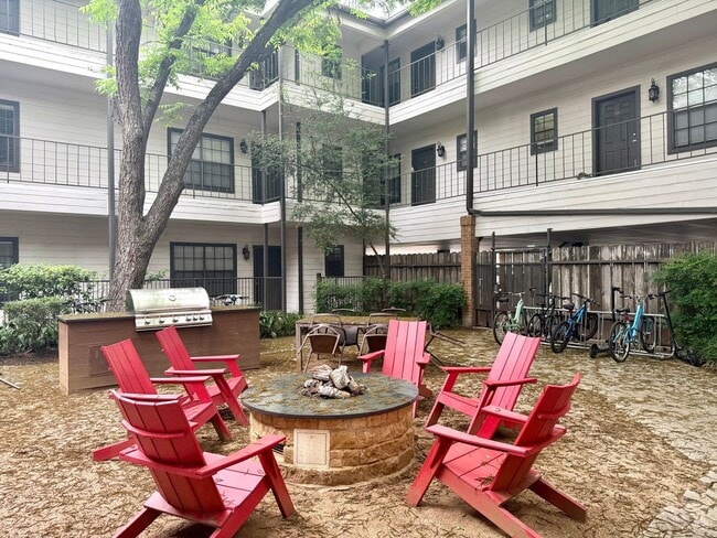 Photo - West Campus 2/2 Condo Unit 31st condo
