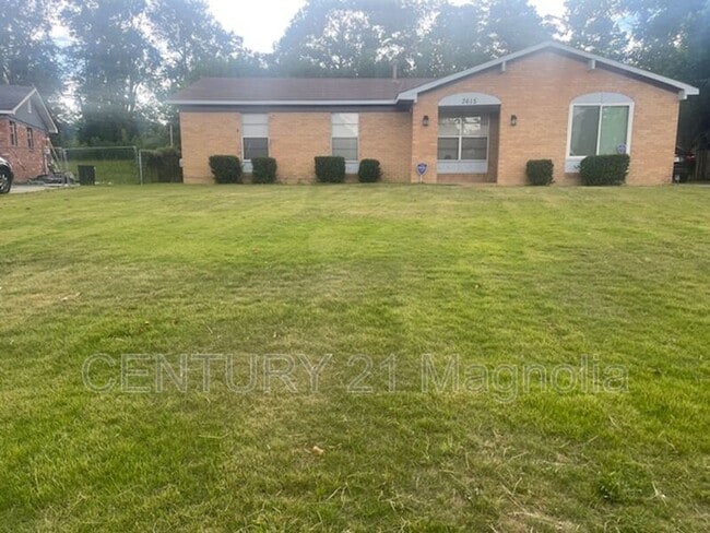 Photo - 3615 Goldfinch Dr House