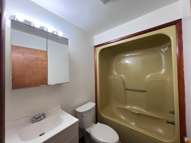 Photo - 184 Pennsylvania Ave