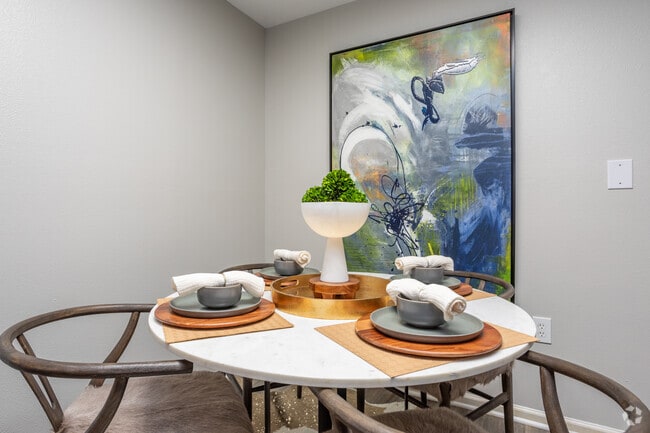 2BR, 2BA - 1,035SF w/Sunroom - Eat-In Kitchen - Featherstone Village