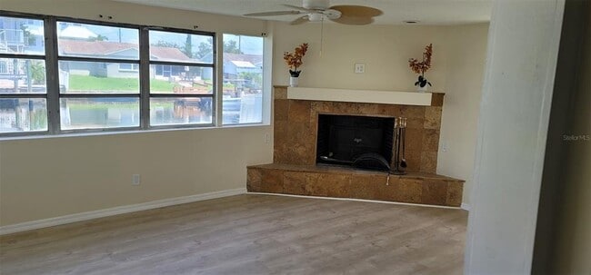13240 Starfish Dr