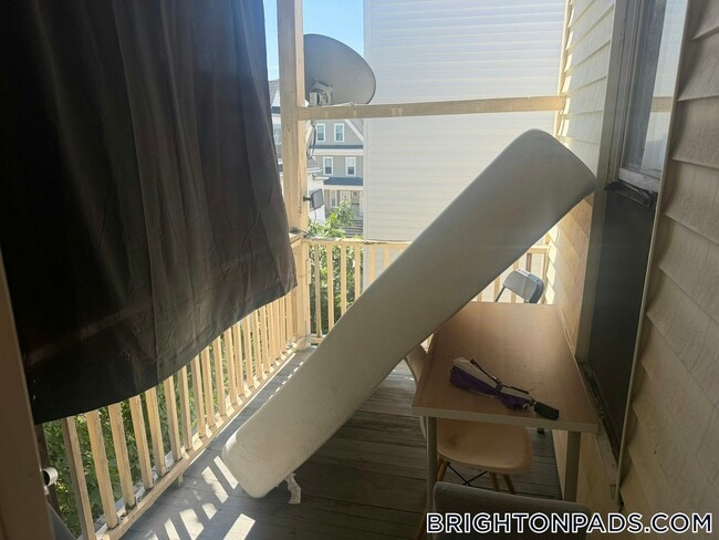 Photo - 45 Litchfield St Unit 3